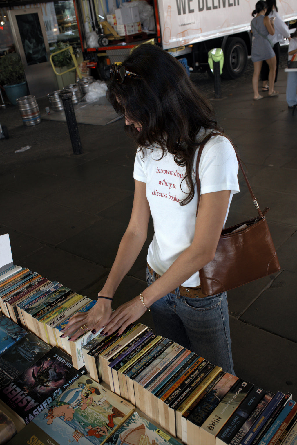 Introverted But Willing To Discuss Books Bodycon Tee
