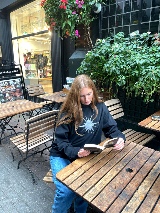 Signature Basic Long Sleeve Tee