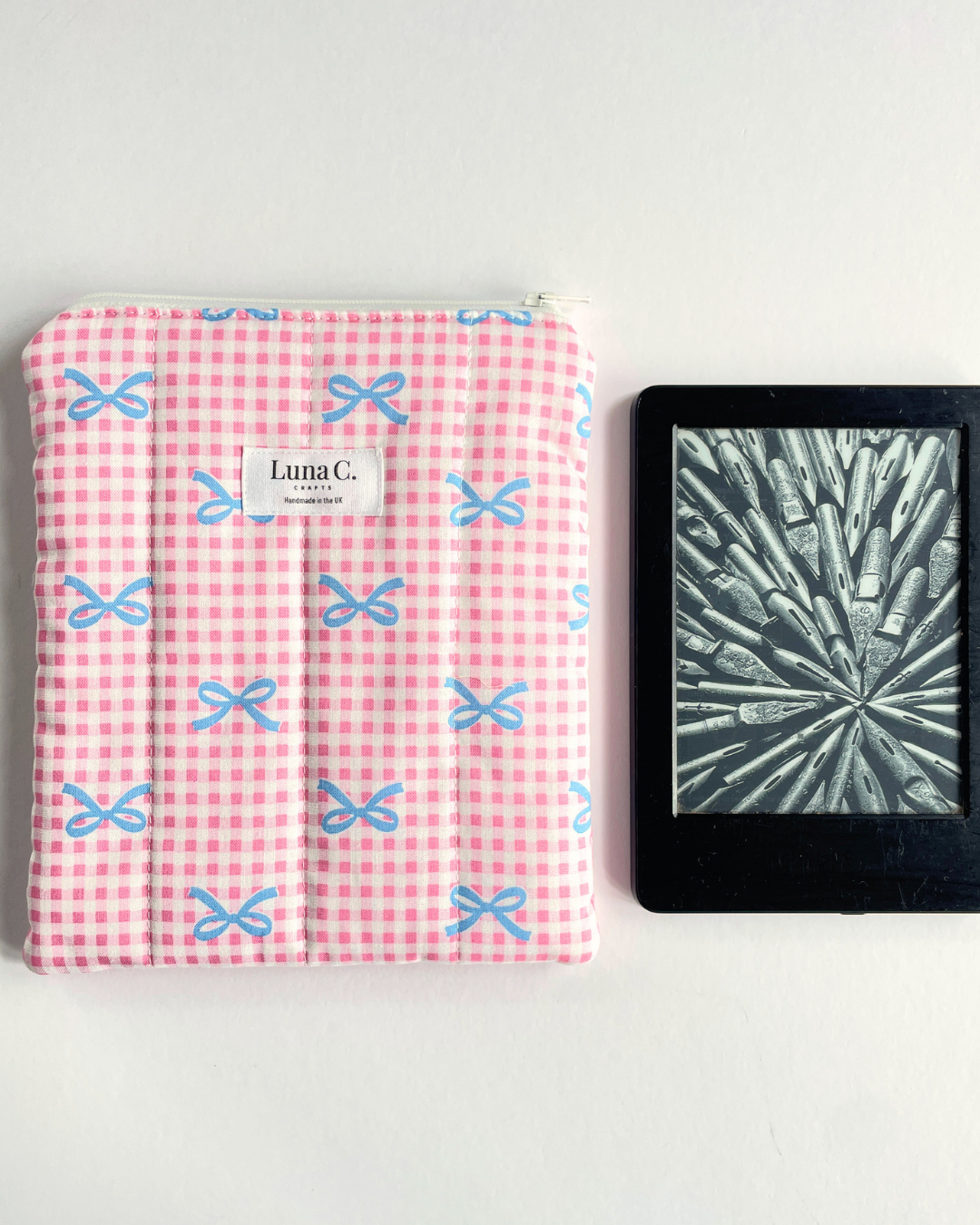 Pink Gingham & Blue Bows Zippered Kindle Sleeve